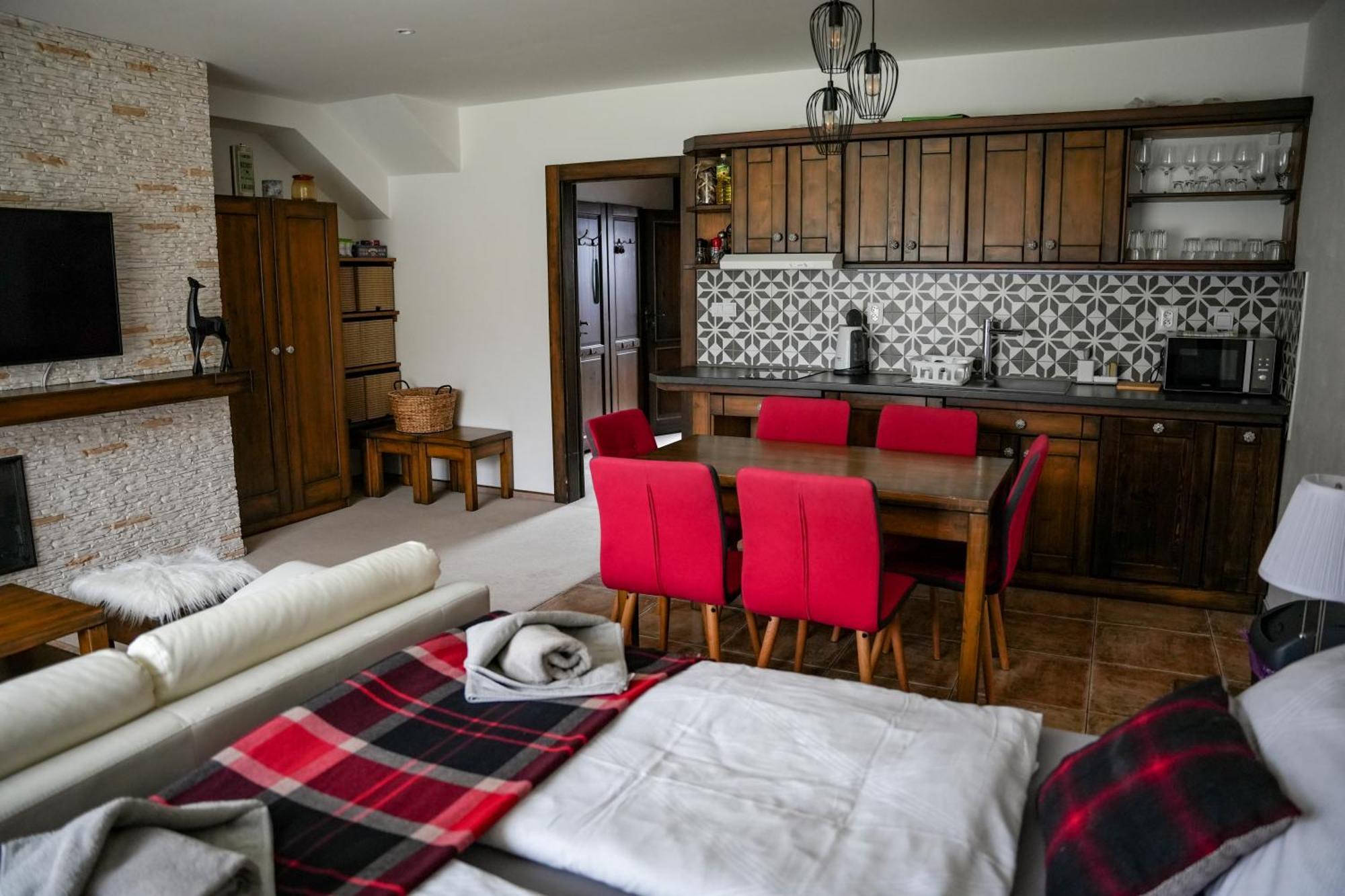 Family Apartment In Tatranská Lomnica Εξωτερικό φωτογραφία